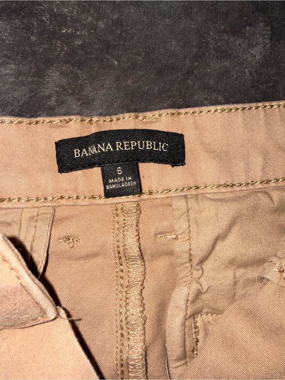 Banana Republic Women’s Khaki Tan Bermuda Chino Shorts Size 6 - Picture 6 of 8